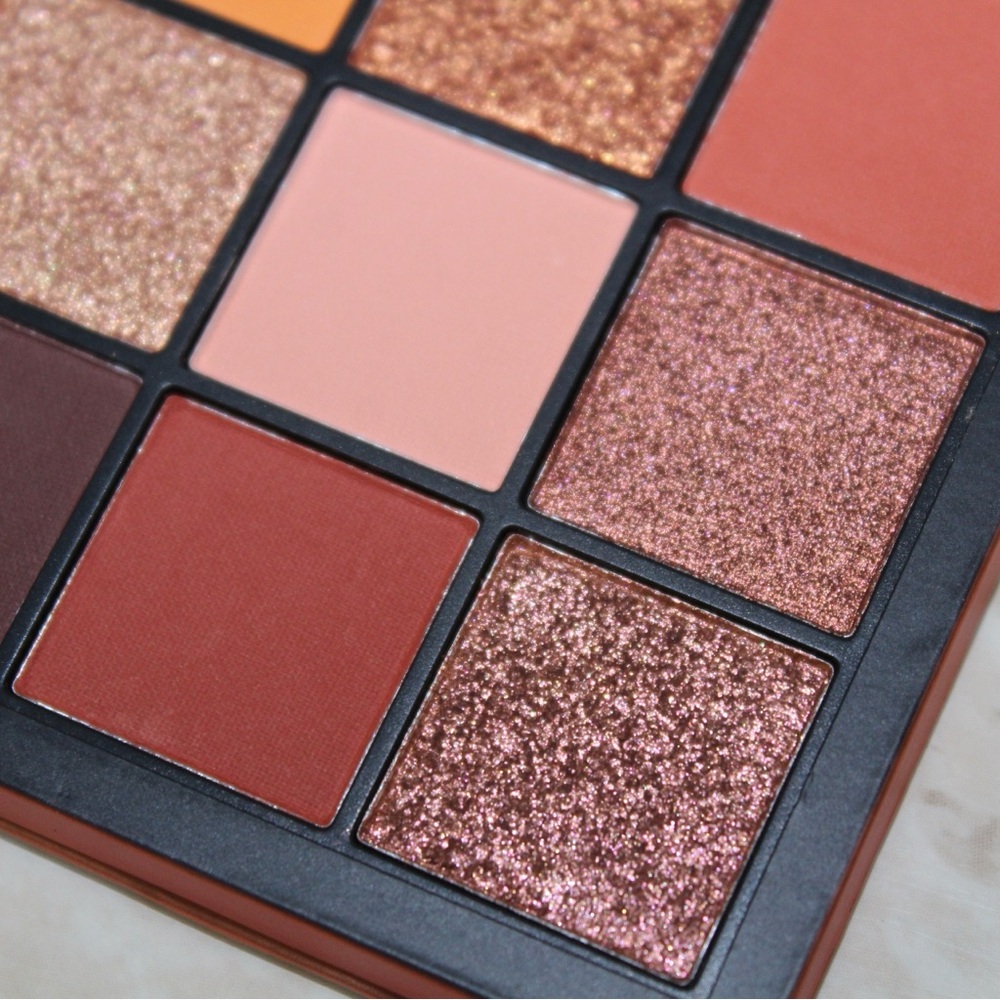 Huda Beauty Topaz Obsessions Eyeshadow Palette (NWOB) - Picture 13 of 16